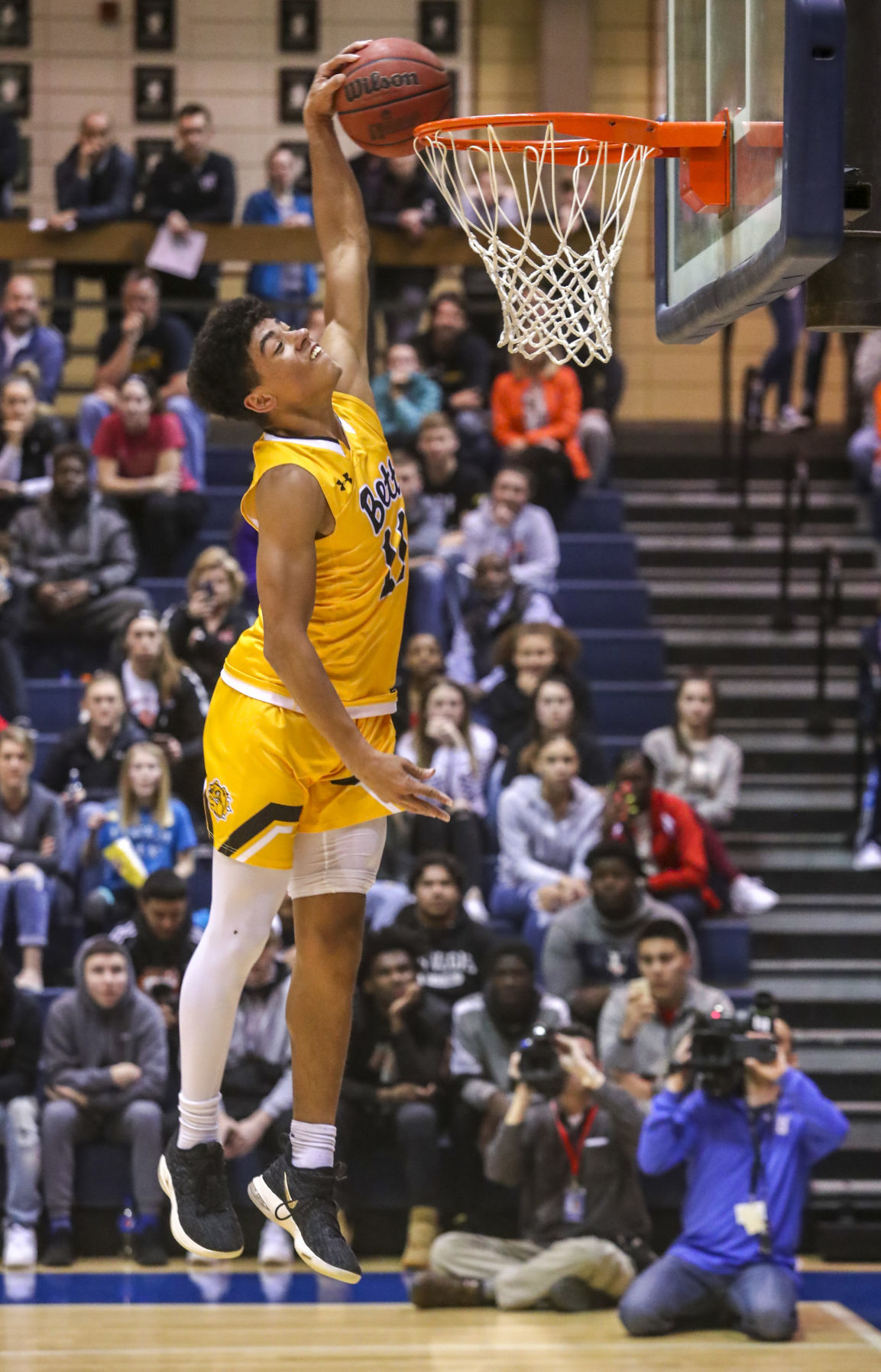 031819-qct-spt-seniorhoops-b009